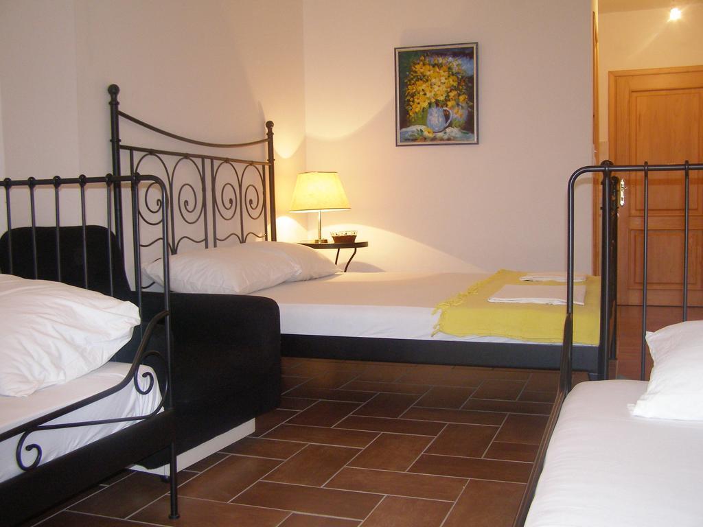 Palastura Apartments Ulcinj Kamer foto